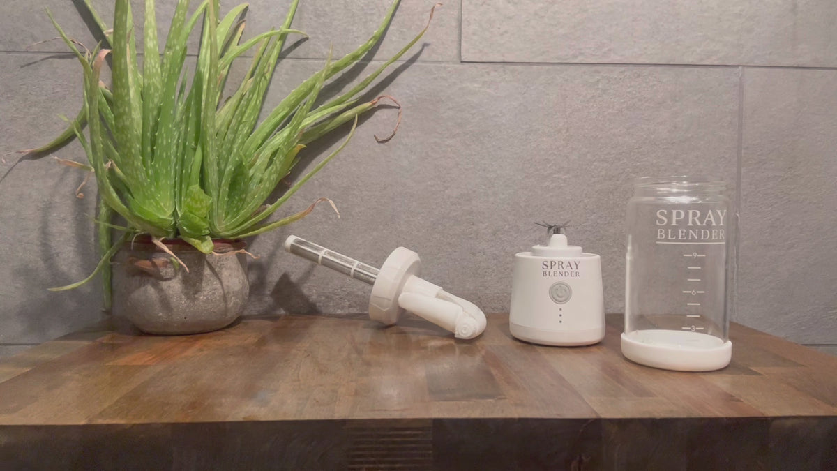 Load video: Aloe Soothing Spray using the Spray Blender for an organic made sunburn soother
